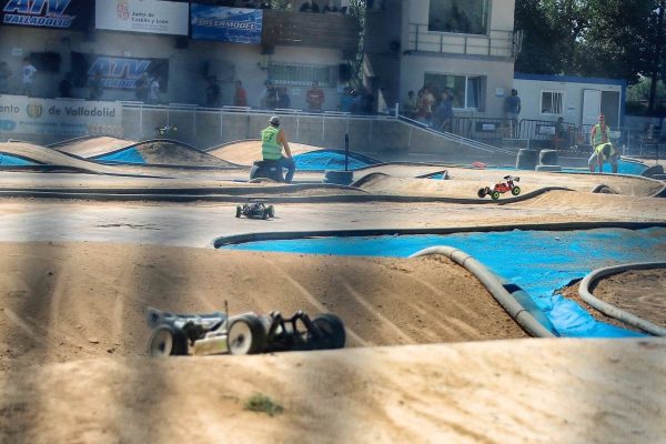 42524143_1599432833494119_3843528050931138560_n